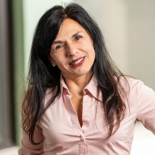 Headshot of Despina Vougioukas-Tsekenis, LPC