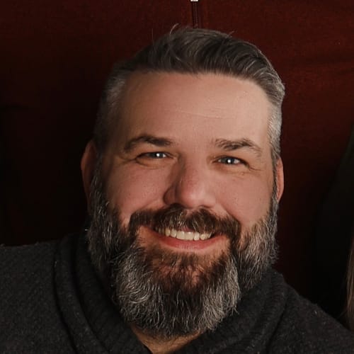 Headshot of Christopher Helton, LCPC