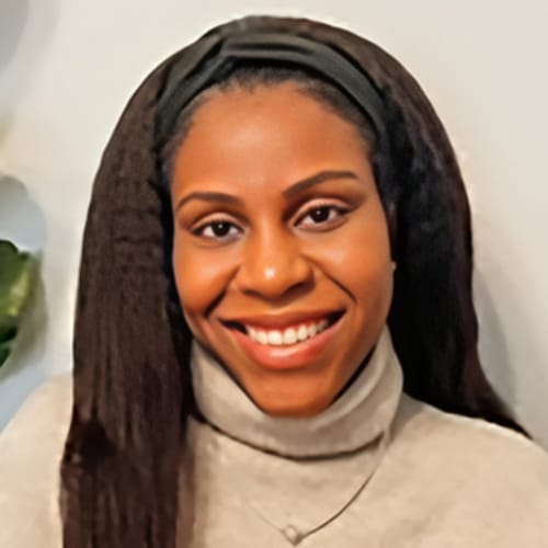 Headshot of Jennifer Charles, LMFT