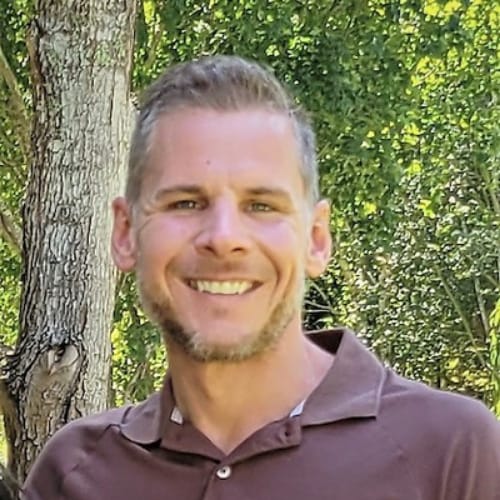 Headshot of Christopher Konopa, LMFT
