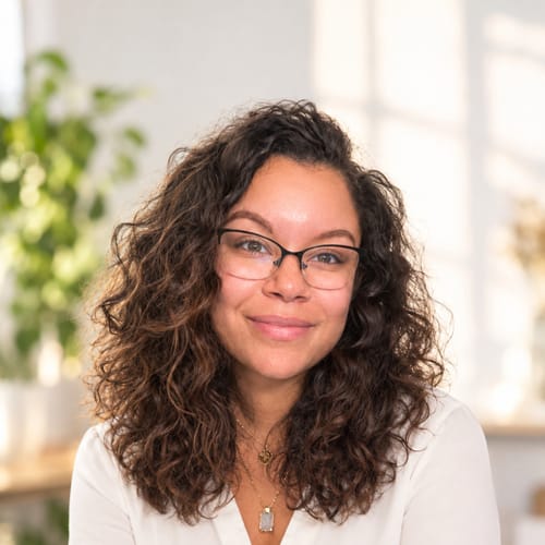 Headshot of Rebecca Snipes, LCSW