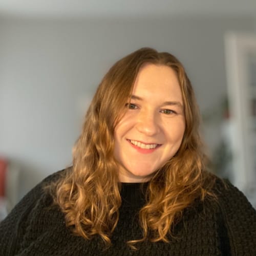 Headshot of Shannon Davis, LC