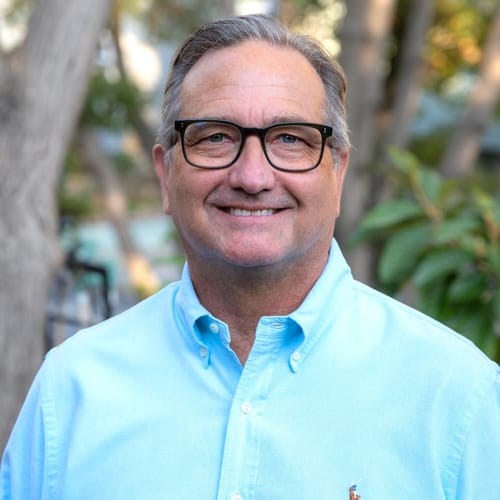 Headshot of Brett McGillivray, LCSW
