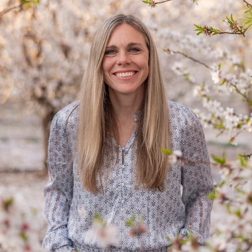 Headshot of Lynette Baer, LPC