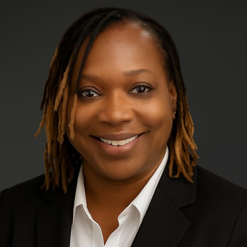 Headshot of Daytona Harris, LISW