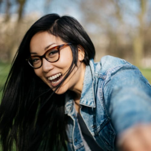 Headshot of Esther Son, LPCC