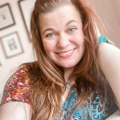 Headshot of Ashley Langen, LCSW