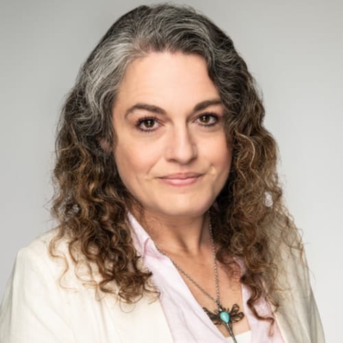 Headshot of Tracy Iversen, APRN