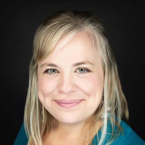 Headshot of Jen Steele, LCSW
