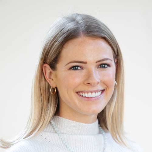 Headshot of Ava Swanson, LMFT