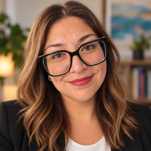 Headshot of Maria Roldan, LCSW