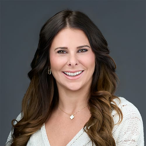 Headshot of Jessica Thomas, LCSW