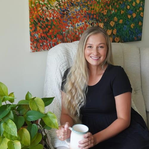 Headshot of Samantha Hall, APRN