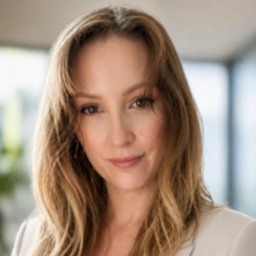 Headshot of Melissa Marino, APN
