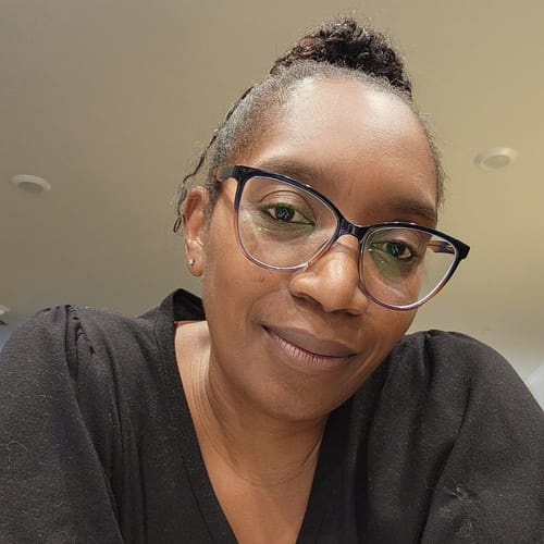 Headshot of Lakeshia Gilbert, LCPC
