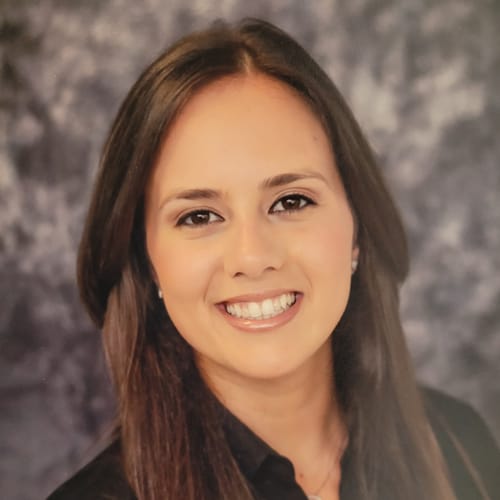 Headshot of Lorena De Cardenas, LMHC