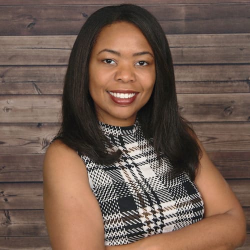 Headshot of Elisa Frazier, LCSW