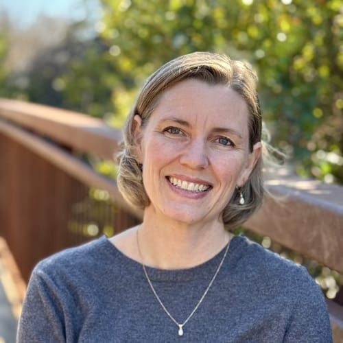Headshot of Ginnie Porembski, LPC