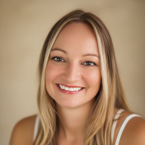 Headshot of Nina Kramer, LCSW