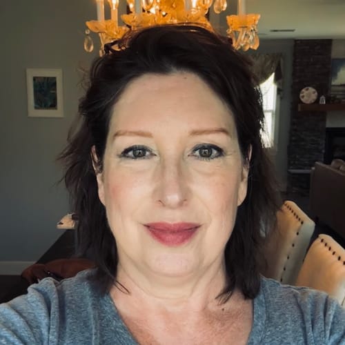 Headshot of Gaynell Denise Hill, LCSW