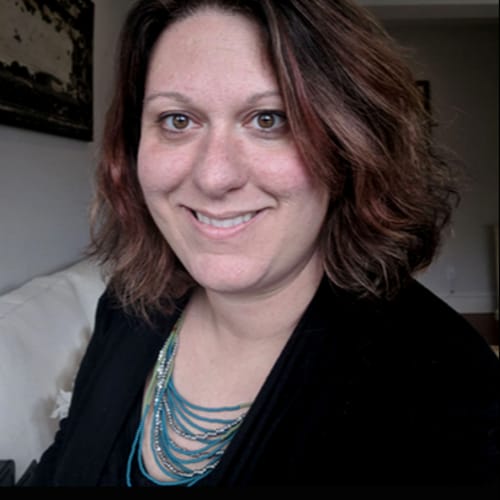Headshot of Lynch Jennifer, LCSW