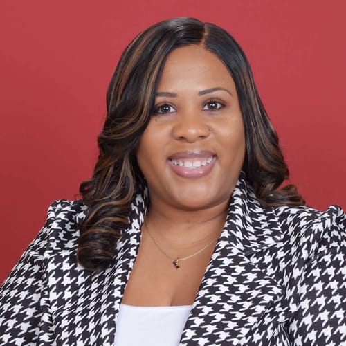 Headshot of Charnell Dortch, LPC