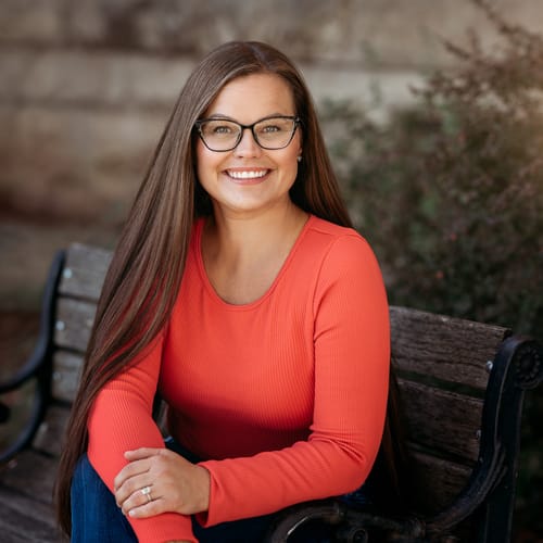 Headshot of Amber Mattheus, LCSW