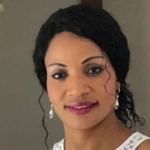 Headshot of Doris Chukwu, APN