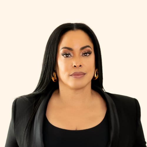 Headshot of Shunta Antwi, LPC