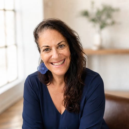 Headshot of Deborah Alter, LCSW
