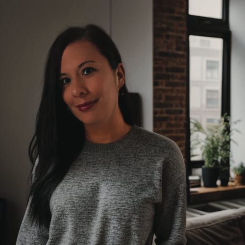 Headshot of Brenda Rueda, LPC