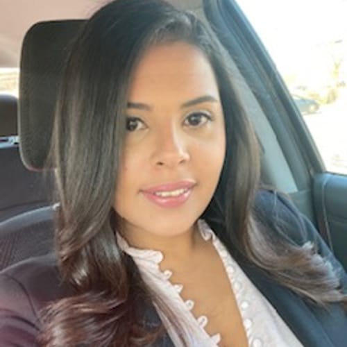 Headshot of Yokasta Duran, LCSW