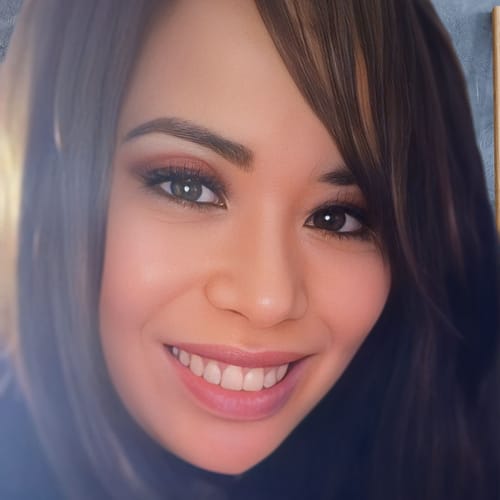 Headshot of Maria Estante, LMFT