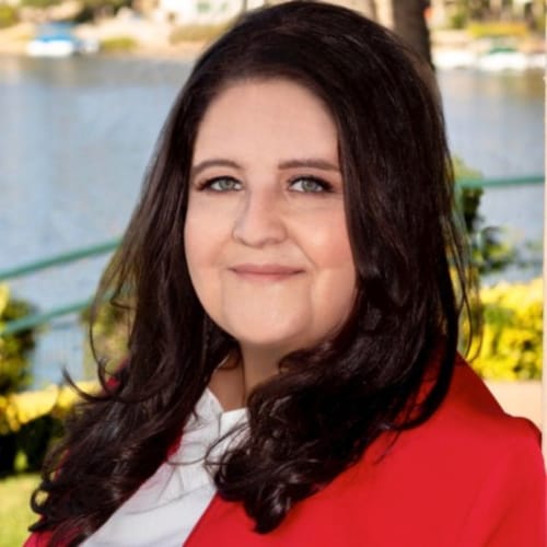 Headshot of Patricia Alba, LCSW