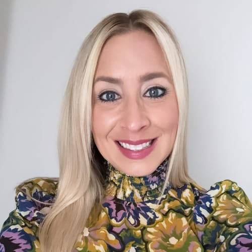 Headshot of Lisa Micheletti, LMHC