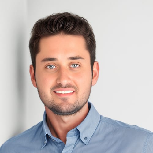 Headshot of Andrew Guro, APRN