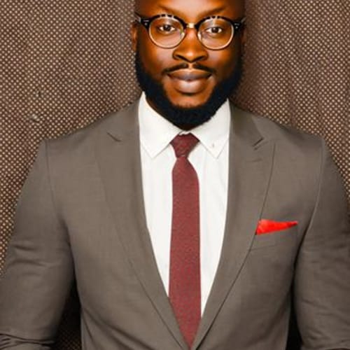 Headshot of Silvester Oluokun, LPC