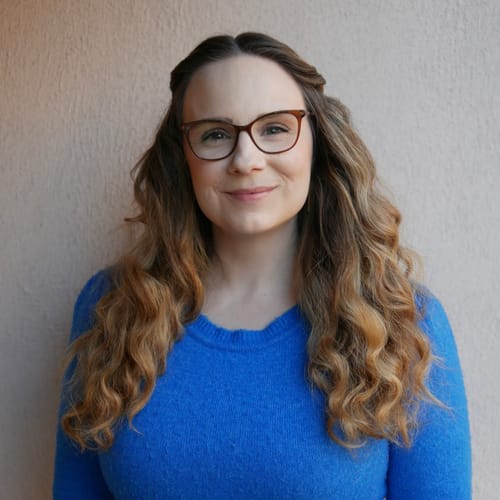 Headshot of Aili Hermann, LCSW
