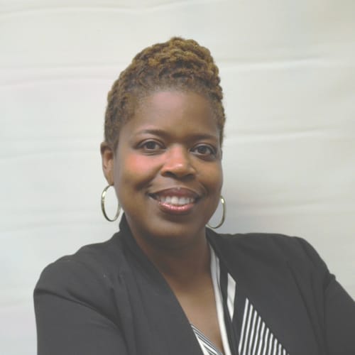 Headshot of Lisa Miller Bethea, LCSW