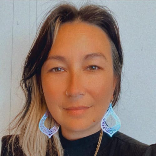 Headshot of Bonni Cardoza, LMFT