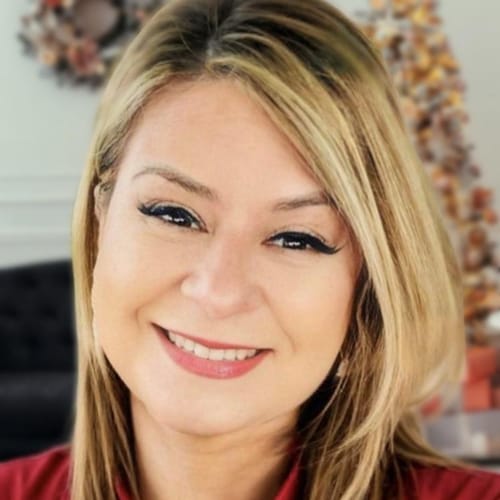 Headshot of Mariel Gonzalez, LPC