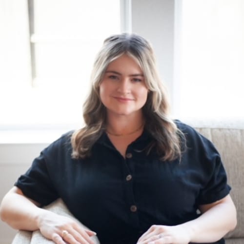 Headshot of Kelly Nevarez, LPC