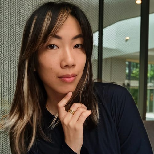 Headshot of Cindy Chau, LMFT