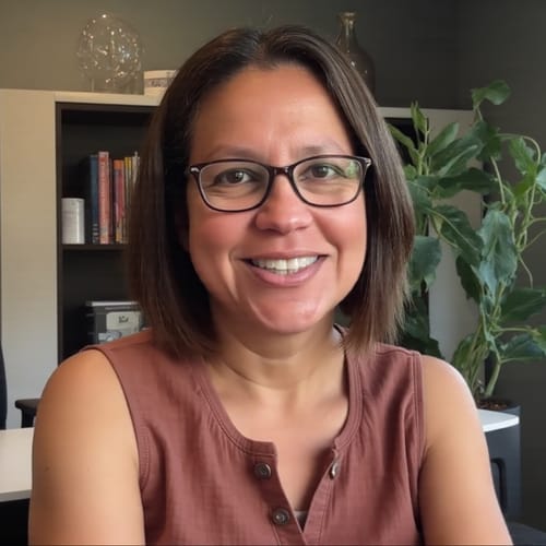Headshot of Mirna Mejia, PSYCHOLOGIST