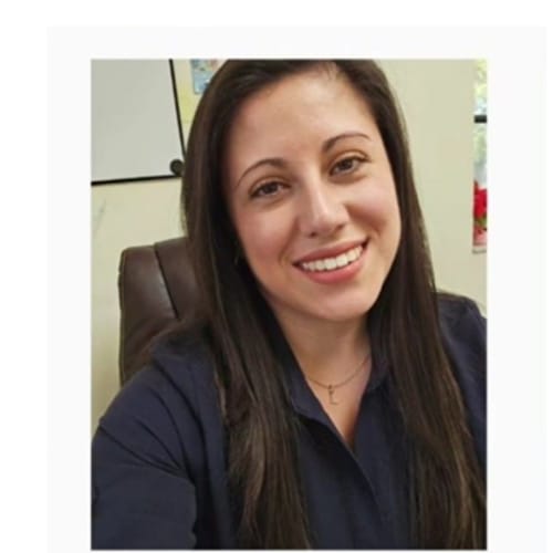 Headshot of Laura Morales, LMHC