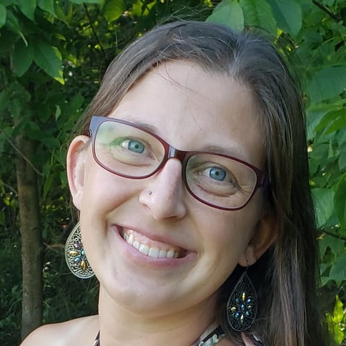 Headshot of Kasey Olesak, LPC