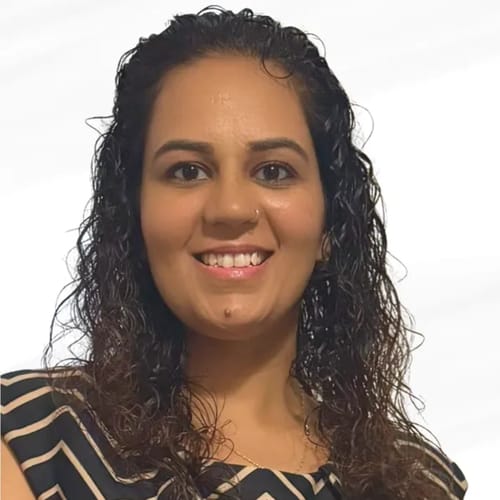 Headshot of Sana Kalra, APRN