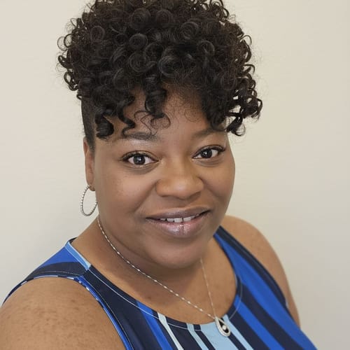 Headshot of Shakea Kea Roper, LSCSW