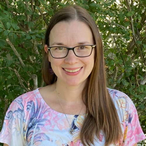 Headshot of Rachel Wren, LMFT