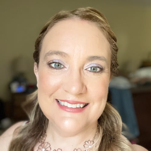 Headshot of Samantha DuBose, LMFT